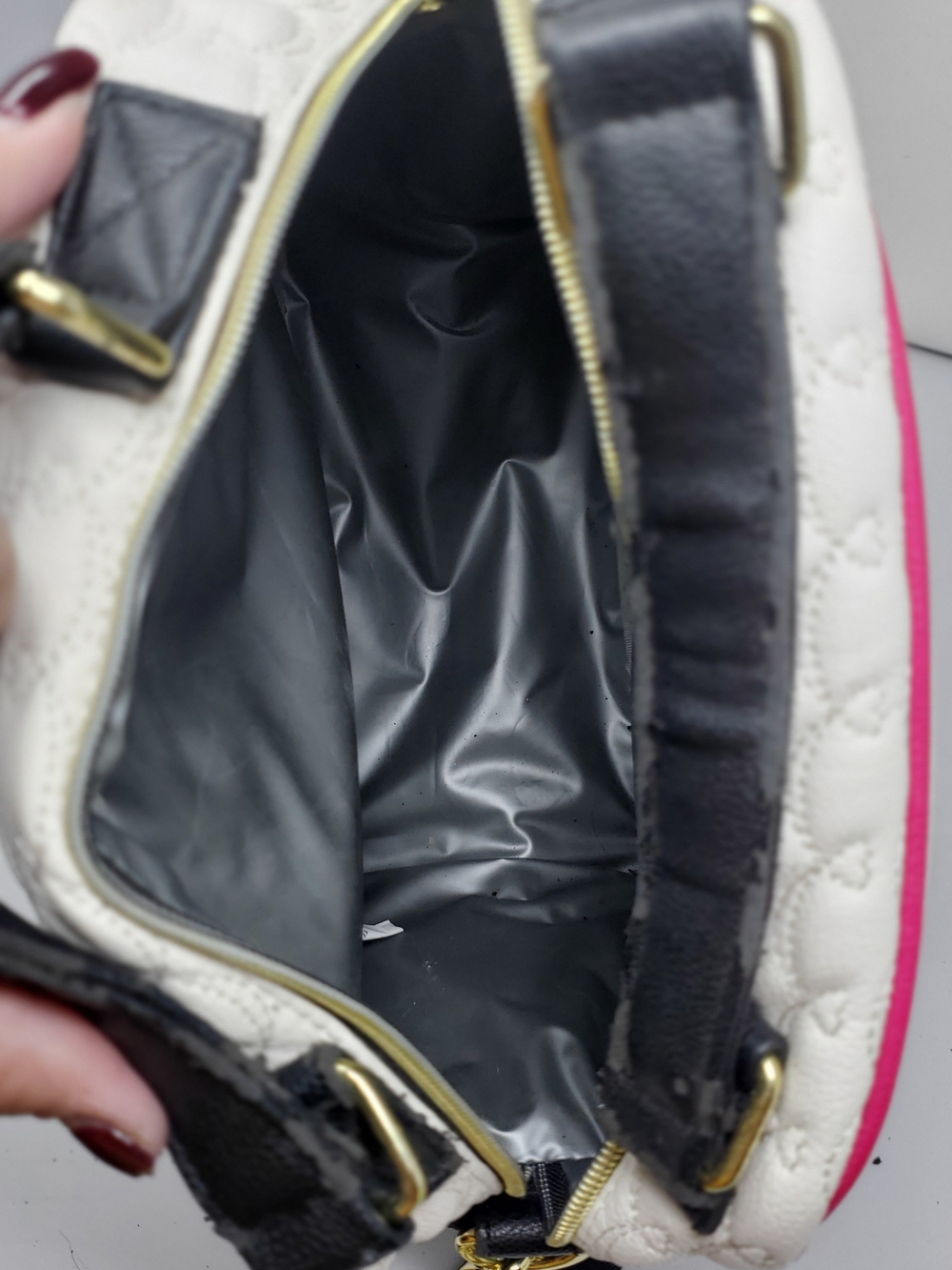 Betsey Johnson White, Black & Pink Cat-Face Satchel - Picture 3 of 4